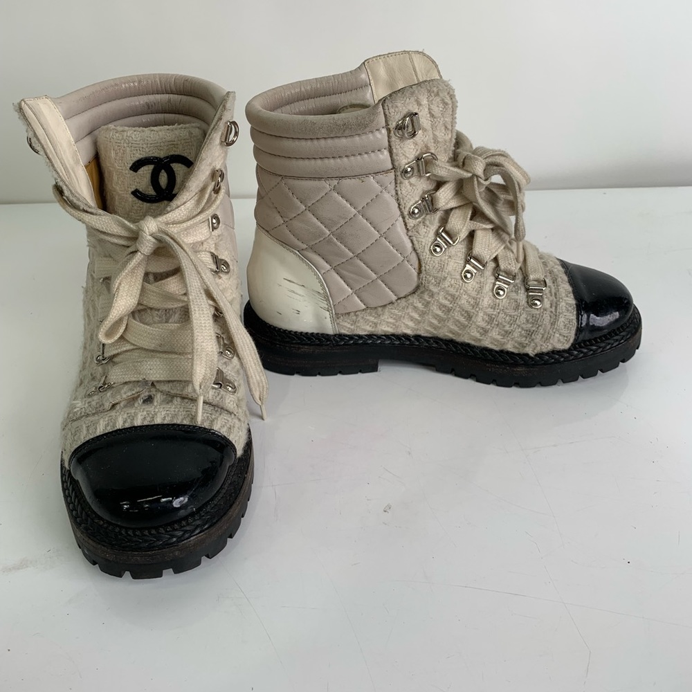 Chanel Tweed Patent Cap Toe Lace Up Short Boots Size 37 - Picture 2 of 6